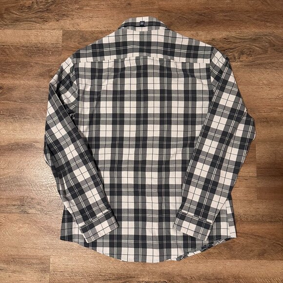 Casual Button Down Mens Large Gray & White Plaid Rugged Flannel Shirt - Picture 2 of 5